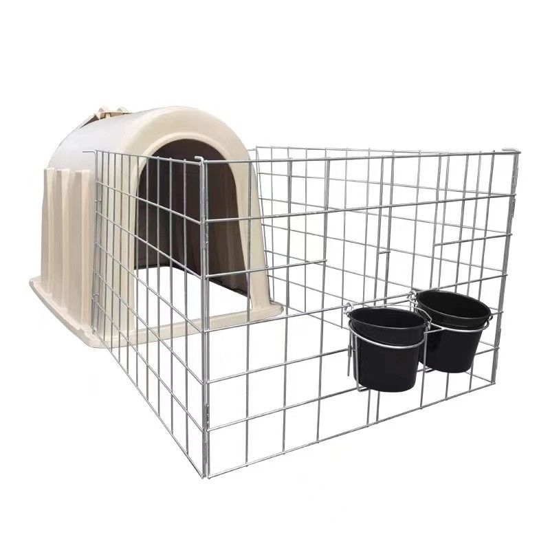 Cattle Livestock Farm Equipment PE Calf Housing Hutch 4-5mm Thickness